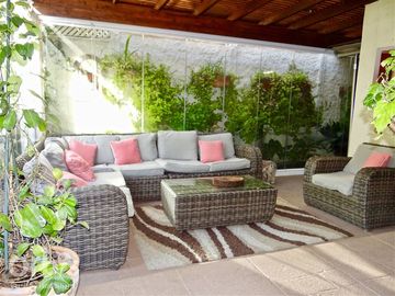 Casa en Venta en Las Vertientes / San Carlos De Apoquindo