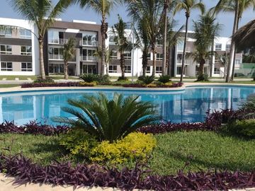 Venta de departamento junto a la playa con 3 habitaciones y club de playa
