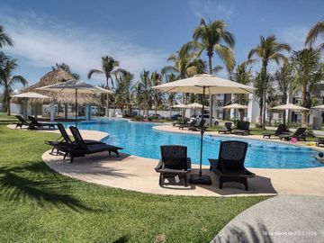 Venta de departamento junto a la playa con 3 habitaciones y club de playa