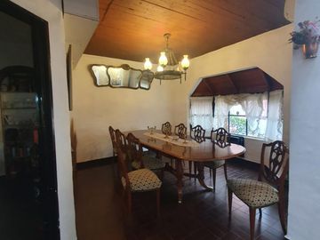 HERMOSA QUINTA EN MORENO