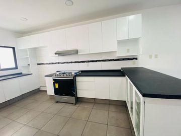 Casa en Fraccionamiento en Brisas, Temixco, Morelos CAEN-1022-Fr