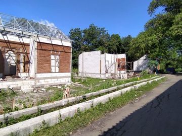 Rumah Cantik Etnik Murah bisa KPR! Ciri Khas Pintu Gebyok Lho!