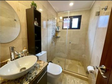 VENTA DE ESPECTACULAR CASA EN VERSALLES (KC)