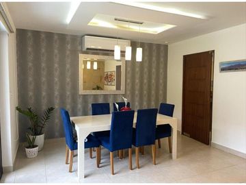 VENTA DE ESPECTACULAR CASA EN VERSALLES (KC)