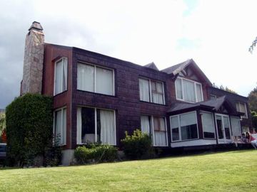 Casa en Barrio Belgrano con amplias comodidades -el mejor barrio urbano de la ciudad-