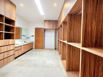 Casa en VENTA con alberca, equipada fraccionamiento EL ANCLA
