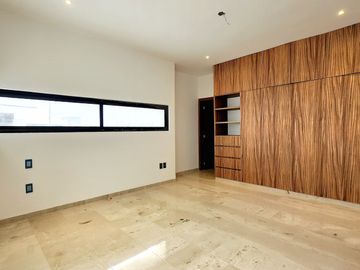 Casa en VENTA con alberca, equipada fraccionamiento EL ANCLA