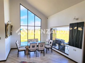 Casa en arriendo de 3D3B en Las Bahías de Puerto Varas