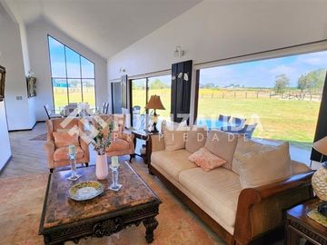 Casa en arriendo de 3D3B en Las Bahías de Puerto Varas