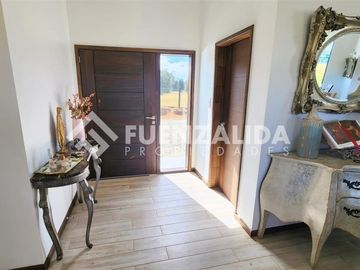 Casa en arriendo de 3D3B en Las Bahías de Puerto Varas
