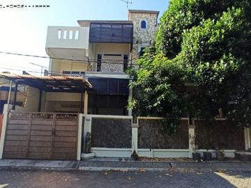 Rumah Wisma Mukti Garasi 1, Carport 1, Row 2.5 mobil