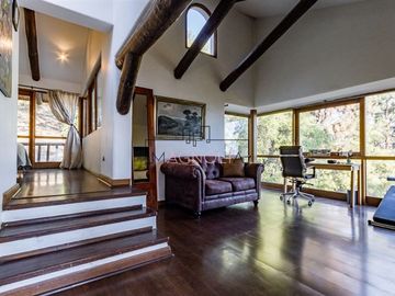 Casa en Venta en Lo Curro. Via Roja