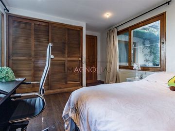 Casa en Venta en Lo Curro. Via Roja