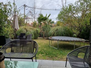 Maravilloso Triplex de 3 Dorm con Jardin, Sector Quinchamali