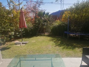Maravilloso Triplex de 3 Dorm con Jardin, Sector Quinchamali