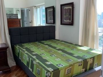 Condominium for Sale 1 Bedroom: 1BR Flat Condo for Sale in The Manansala Tower Rockwell Center Makati City