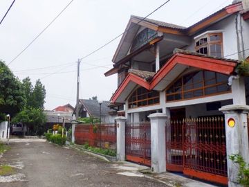 RUMAH 2 LANTAI DI CIWASTRA BUAHBATU BANDUNG