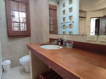 SE VENDE VILLA AMOBLADA EN URB. PRIVADA EN PUNTA CARNERO (K.A)