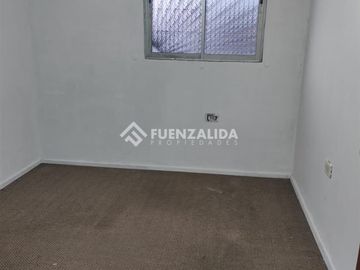Casa en arriendo de 4 dorm. en Maipú