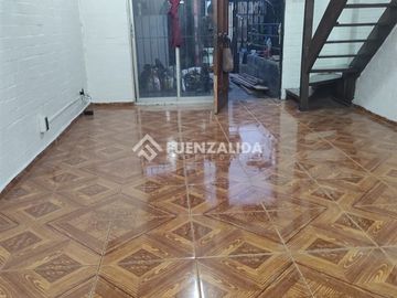 Casa en arriendo de 4 dorm. en Maipú