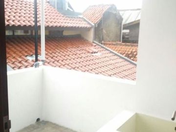 FULL RENOVASI SIAP HUNI rumah baru dekat borma cikutra | LORIZKEY
