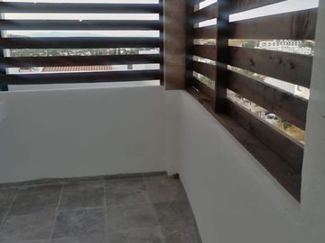 Casa en Venta en Pedregal de Schoenstatt, Diseño de Autor, 4 Recamras, 3.5 Baños