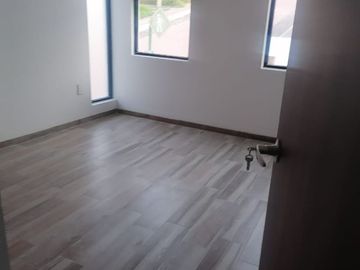 Casa en Venta en Pedregal de Schoenstatt, Diseño de Autor, 4 Recamras, 3.5 Baños