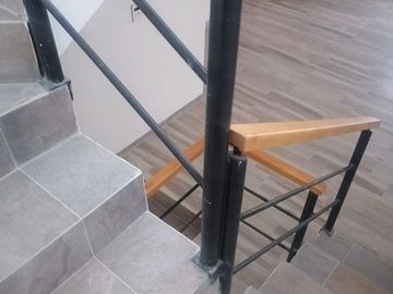 Casa en Venta en Pedregal de Schoenstatt, Diseño de Autor, 4 Recamras, 3.5 Baños