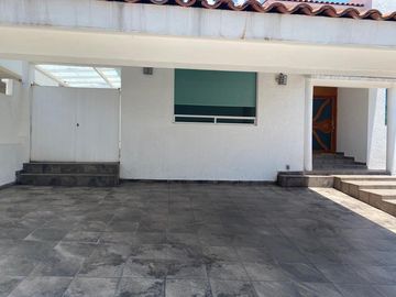 CASA EN VENTA EN PRADO LARGO