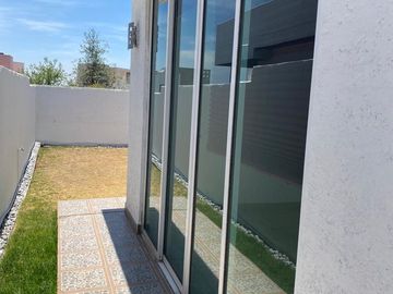 CASA EN VENTA EN PRADO LARGO