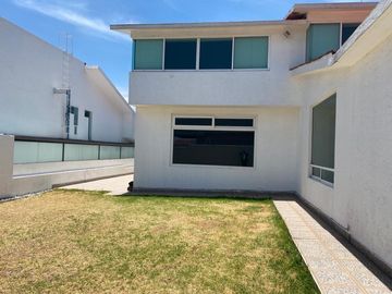 CASA EN VENTA EN PRADO LARGO