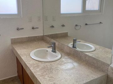 CASA EN VENTA EN PRADO LARGO