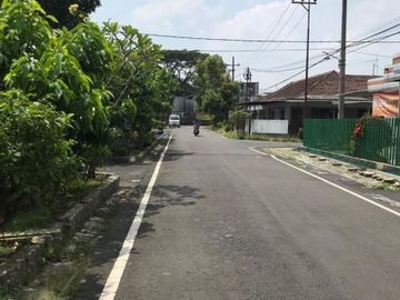 DIJUAL RUMAH KOST 2 LANTAI LOKASI STRATEGIS DISUKUN PUSAT KOTA MALANG