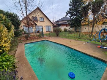 Casa en venta de 4 dorm. en Talca
