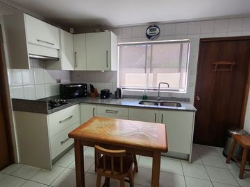 Casa en venta de 4 dorm. en Talca