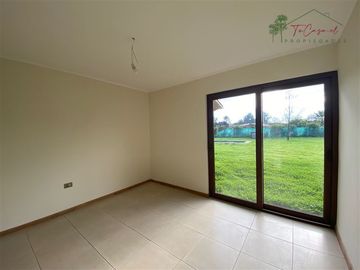 Casa parcela venta 3D/2B gran jardín Carampangue - Talagante