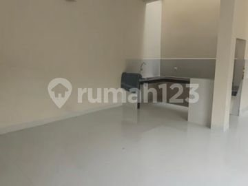 Rumah Hook Brand New 3 Lantai Citra Garden
