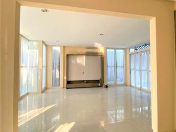 Disewakan Town House di Kemang Konsep Minimalis Kondisi Siap Huni HSE-A0672