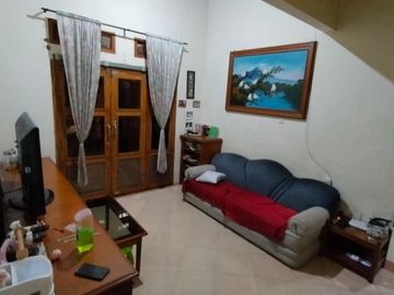 PERLU RENOV Rumah Ligar DKT Cigadung Dago Tubagus Ismail Bandung