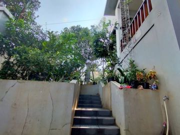 PERLU RENOV Rumah Ligar DKT Cigadung Dago Tubagus Ismail Bandung