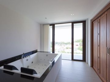 Luxury Home in Cape Yamu RV-TH-55 (3)