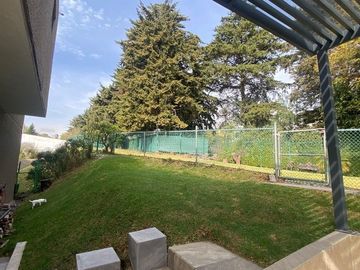 Increíble casa en Parques de la Herradura