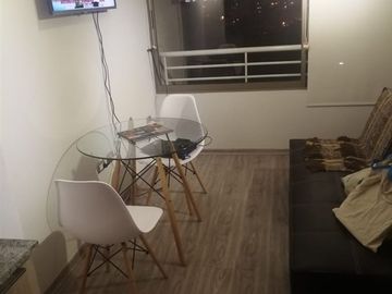 Moderno Home Studio. en Arriendo. P.Reyes.Santiago