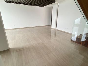 CASA EN VENTA EN COTO RINCONADA LOS MEZQUITES