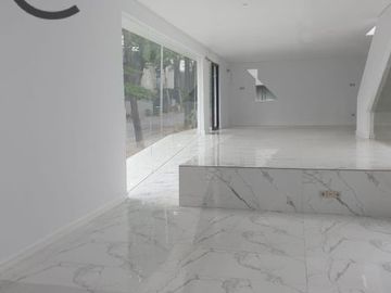 Rumah Eksklusive di RC Venteran Bintaro Jakarta Selatan - 2237