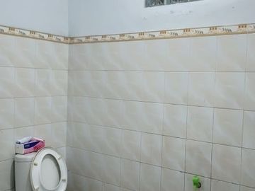 Rumah second cocok utk kos2an dkt kampus UI di Kukusan Depok