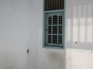Rumah second cocok utk kos2an dkt kampus UI di Kukusan Depok