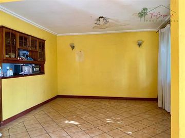 Casa en venta de 5D/2B en excelente sector en San Joaquín
