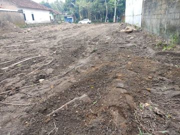 Dekat Jl. Magelang-Jogja, Kavling Strategis, Cocok Untuk Ruko Pun Hunian