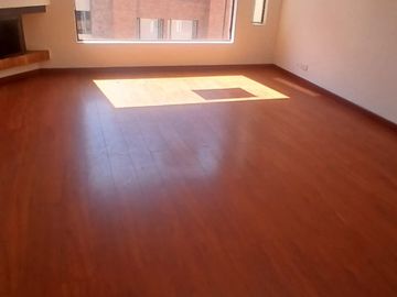 apartamento en arriendo en el chico. Cod A121048